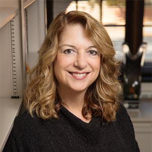 Jacqueline Hitchon