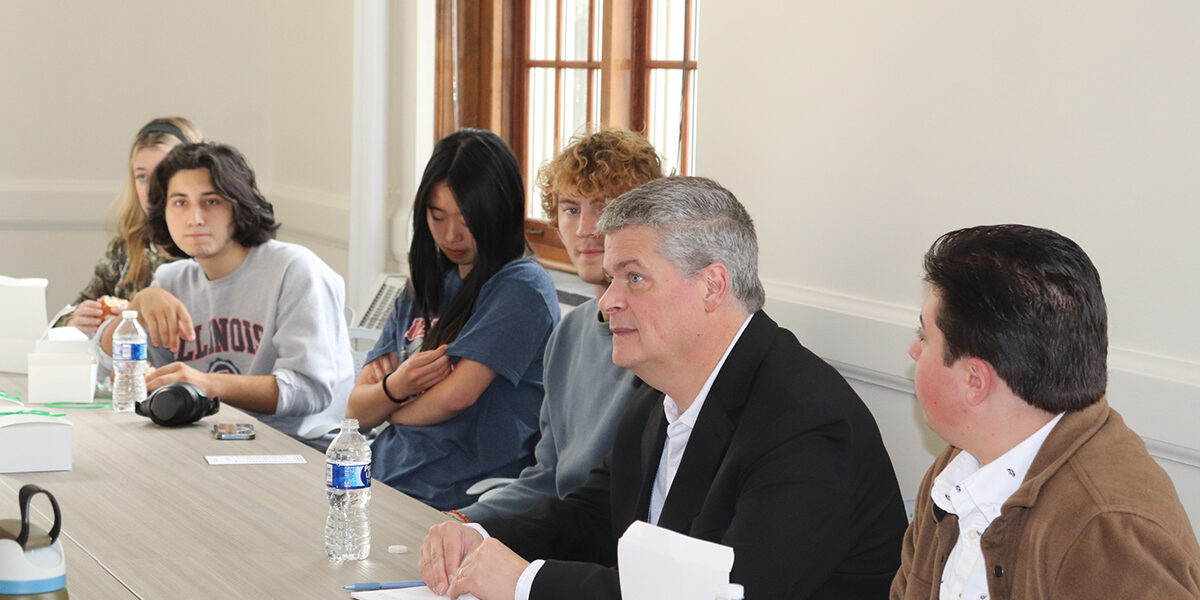 Frank Center Student Workshop with the News-Gazette