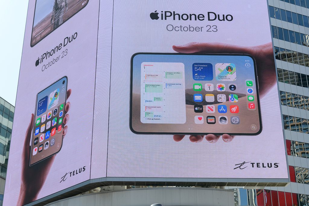 iPhone Duo outdoor ad